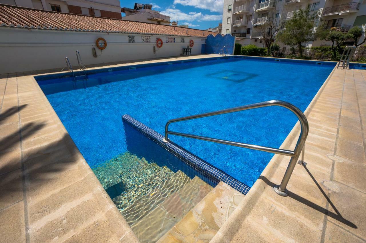 Coronado 4 Menyber Nerja Dış mekan fotoğraf
